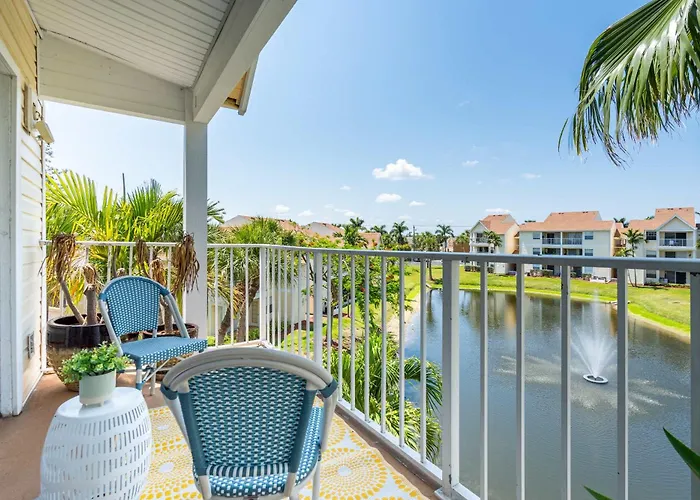 2Br Beach Getaway - Pool Gym Near Space Coast