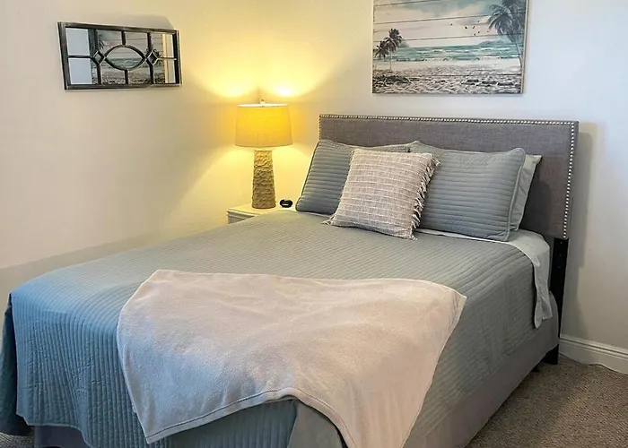 Relaxing Condo With Heated Pool